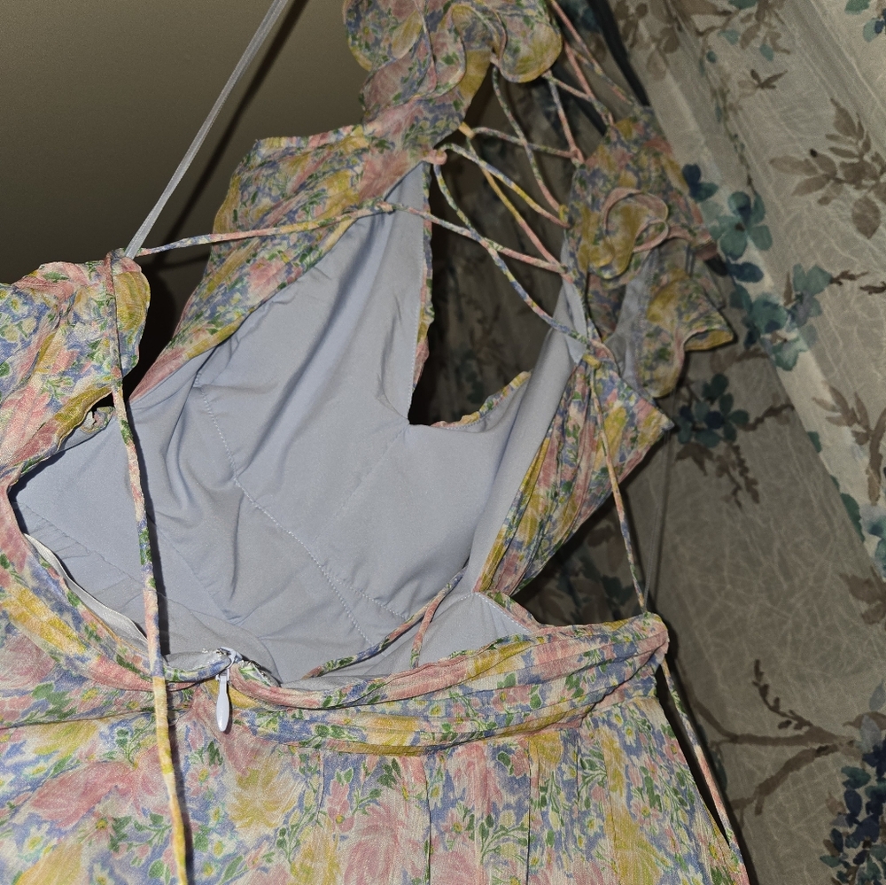 Astr Primrose Floral Strappy Back Maxi Dress - Picture 12 of 16